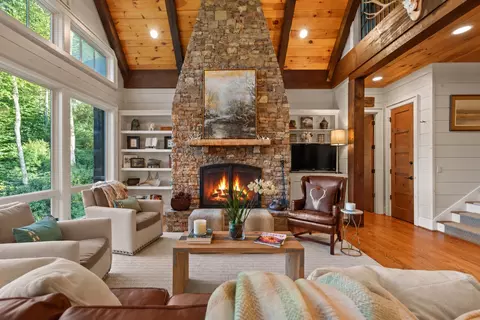 42 Hemlock Rdg, Highlands, NC 28741