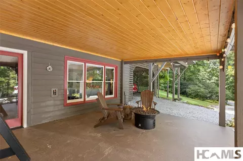 Exterior - 127 High View Rd, Cashiers, NC 28717 photo 10 of 25