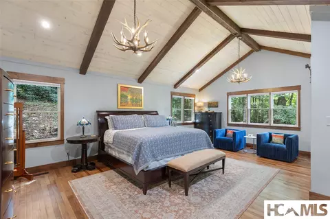 Bedroom - 127 High View Rd, Cashiers, NC 28717 photo 3 of 6