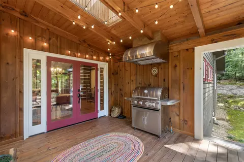 Exterior - 127 High View Rd, Cashiers, NC 28717 photo 7 of 25