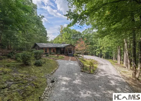 Exterior - 127 High View Rd, Cashiers, NC 28717 photo 20 of 25