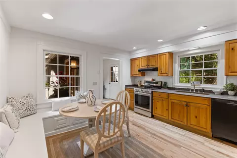 Kitchen - 424 Split Rail Row, Highlands, NC 28741 photo 3 of 3