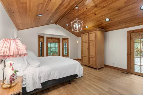 Bedroom - 424 Split Rail Row, Highlands, NC 28741 photo 2 of 6