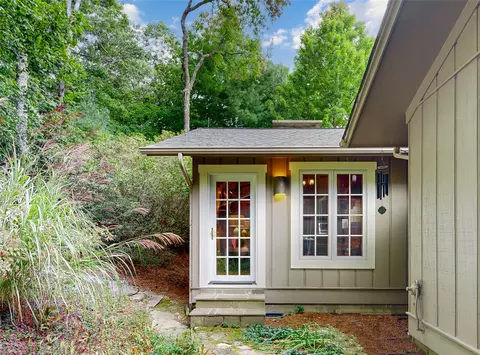 Exterior - 424 Split Rail Row, Highlands, NC 28741 photo 19 of 20