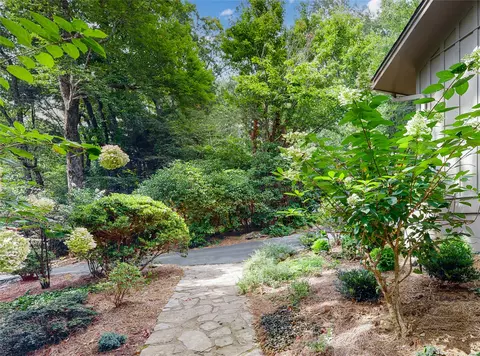 Exterior - 424 Split Rail Row, Highlands, NC 28741 photo 12 of 20