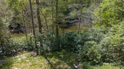 100 E Hicks Rd, Highlands, NC 28741 photo 2