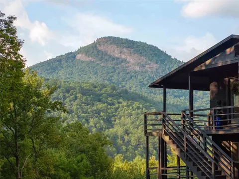 121 Sassafras Gap Rd, Highlands, NC 28741