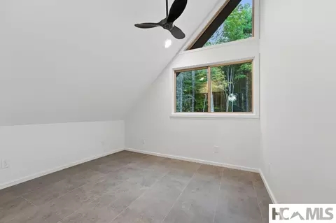 Bedroom - 537 Hedden Ln, Highlands, NC 28741 photo 1 of 6