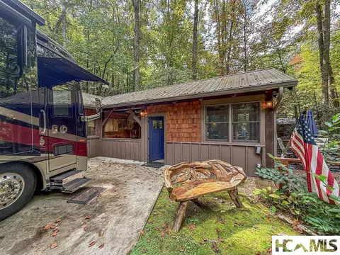 51 Creekside, Scaly Mountain, NC 28775