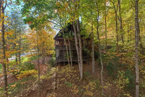 Exterior - 10 Versant Ln, Cullowhee, NC 28723 photo 21 of 23