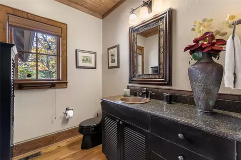 Bath - 10 Versant Ln, Cullowhee, NC 28723 photo 1 of 11