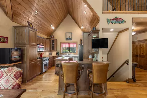 Kitchen - 10 Versant Ln, Cullowhee, NC 28723 photo 2 of 9