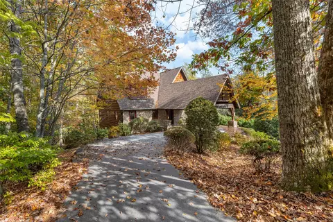 Exterior - 10 Versant Ln, Cullowhee, NC 28723 photo 18 of 23