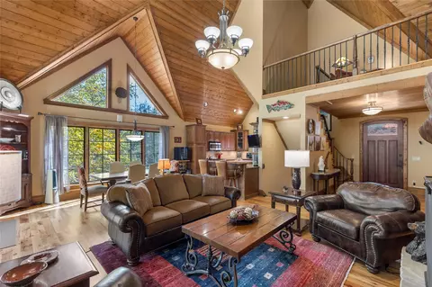 Living - 10 Versant Ln, Cullowhee, NC 28723 photo 8 of 9