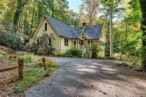 1997 Chimney Top Trl, Cashiers, NC 28717