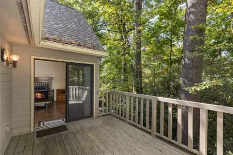 Exterior - 43 Kiwi Ln #12, Sapphire, NC 28774 photo 6 of 7