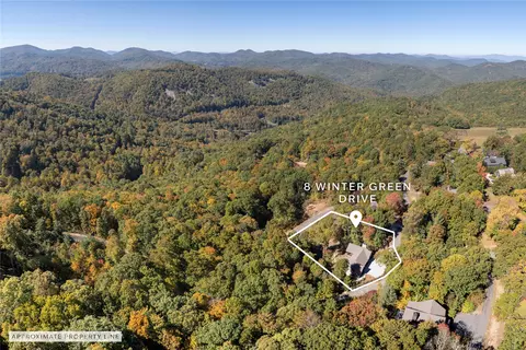 View/Area - 8 Winter Green Dr, Glenville, NC 28736 photo 3 of 10