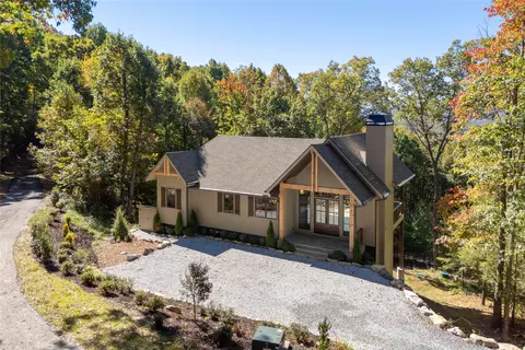 Exterior - 8 Winter Green Dr, Glenville, NC 28736 photo 4 of 16