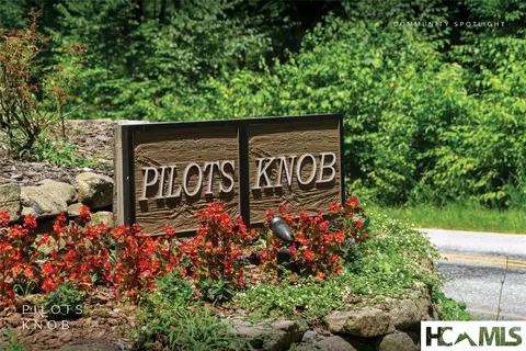View/Area - 8 Winter Green Dr, Glenville, NC 28736 photo 8 of 10