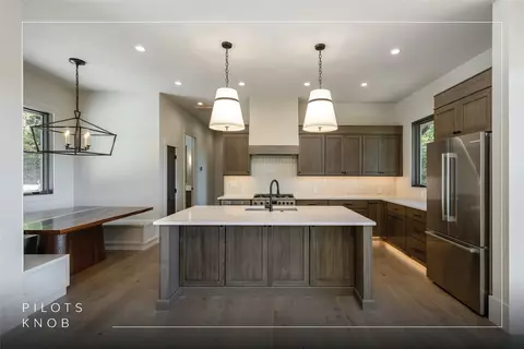 Kitchen - 8 Winter Green Dr, Glenville, NC 28736 photo 1 of 10