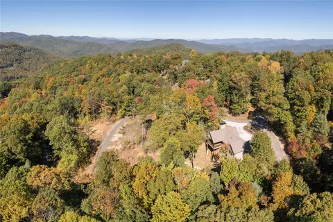 View/Area - 8 Winter Green Dr, Glenville, NC 28736 photo 7 of 10