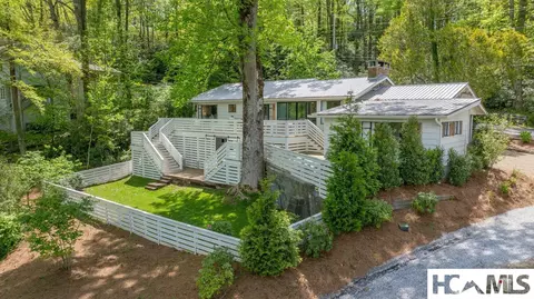 146 Satulah Rd, Highlands, NC 28741