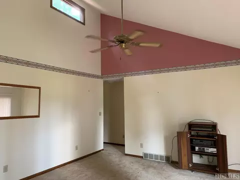 1506 Everett Rd, Pisgah Forest, NC 28768 photo 5