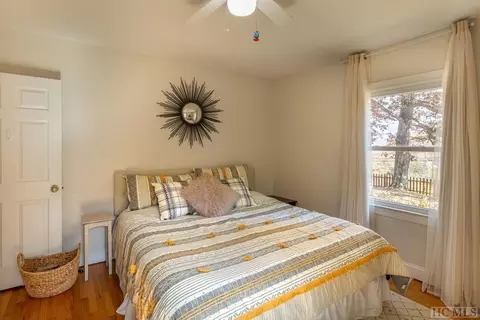252 Ridgeway St, Sylva, NC 28779 photo 17