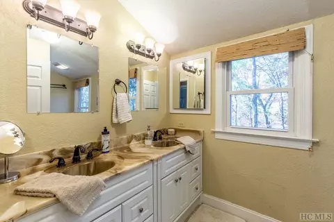 252 Ridgeway St, Sylva, NC 28779 photo 24