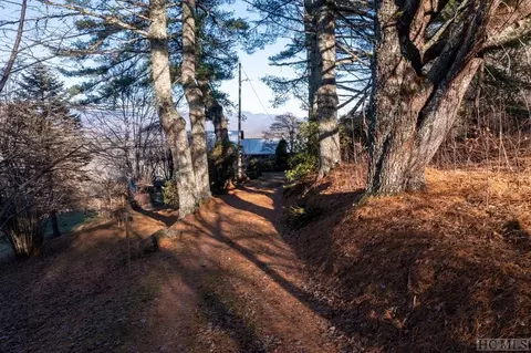 368 Stewart Rd, Cullowhee, NC 28723 photo 4