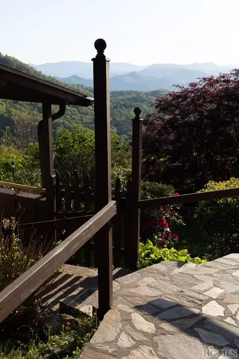 368 Stewart Rd, Cullowhee, NC 28723 photo 3