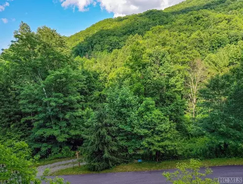 13 Hares Ear, Tuckasegee, NC 28783 photo 5