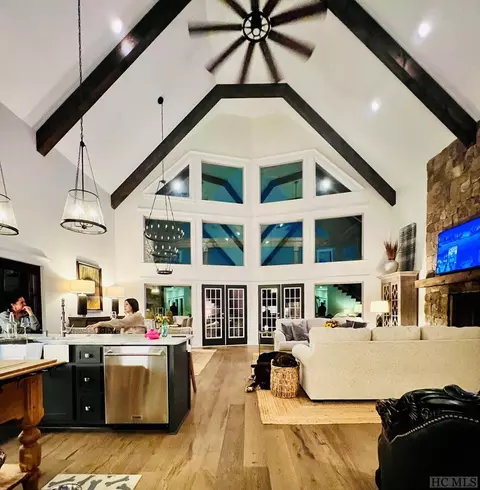 295 Comanche Rd, Cullowhee, NC 28723 photo 3