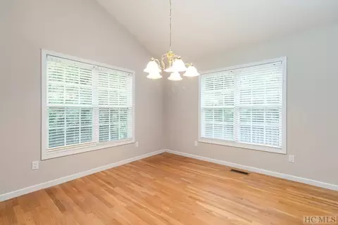 87 Landeau Cir, Sylva, NC 28779 photo 10