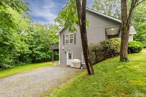 87 Landeau Cir, Sylva, NC 28779 photo 3