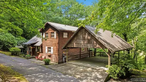 360 Cherokee Trce, Lake Toxaway, NC 28747