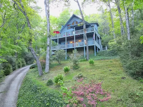 1357 Saddleback Cir, Sky Valley, GA 30537 photo 11