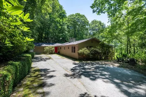 21 E View Rd, Highlands, NC 28741