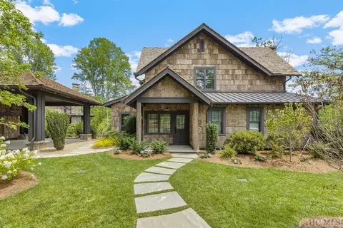 86 Saw Mill Rd, Cashiers, NC 28717