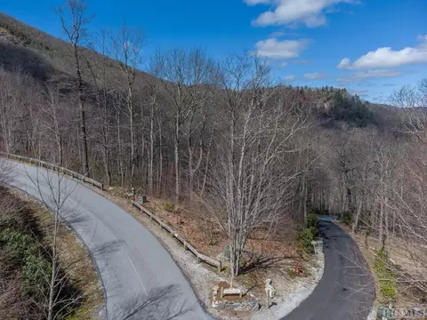 173174 Pinehurst Ct, Highlands, NC 28741 photo 2