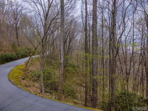 183 Broadview Dr, Highlands, NC 28741 photo 3