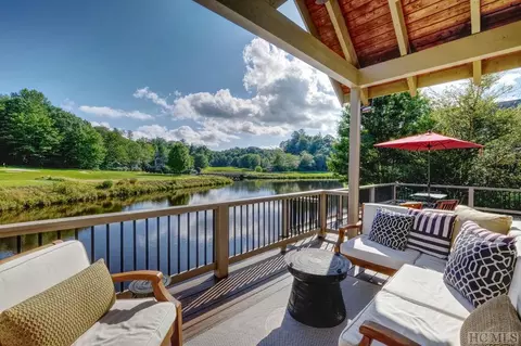 472 Lake Villas Way, Highlands, NC 28741