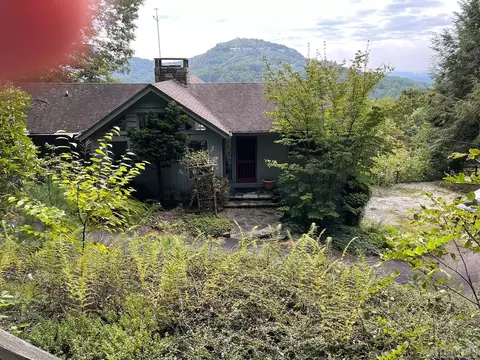 836 Dog Mountain Rd, Highlands, NC 28741