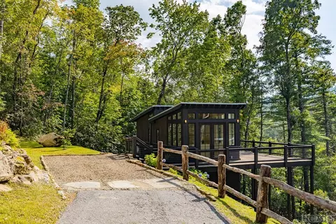 256 Rock Face Trl, Highlands, NC 28741