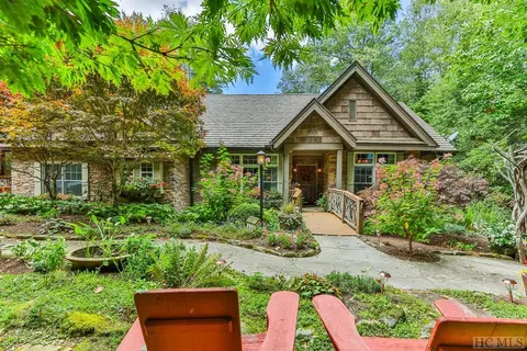 240 Garnet Rock Trl, Highlands, NC 28741