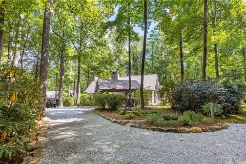 112 Turkey Brush Ln, Cashiers, NC 28717