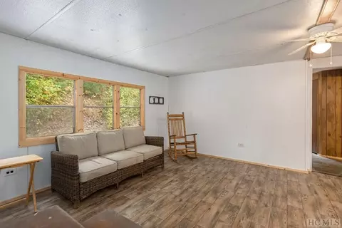 397 Concho Mountain Rd, Cullowhee, NC 28723 photo 4