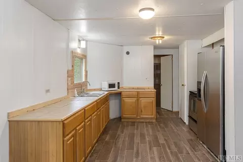 397 Concho Mountain Rd, Cullowhee, NC 28723 photo 7