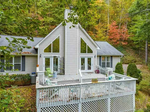 449 Hazel Holw, Sylva, NC 28779 photo 1