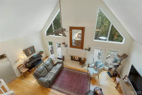 449 Hazel Holw, Sylva, NC 28779 photo 8